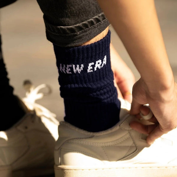 NEW ERA ( ニューエラ ) ソックス クルー 3ペア | 靴下 | 3足 | セット | 通勤 | 通学 | 毎日 | シンプル | ホワイト | ライン | 使いやすい | サイズ豊富 | アウトドア | キャンプ | レジャー | ネイビー | ブラック