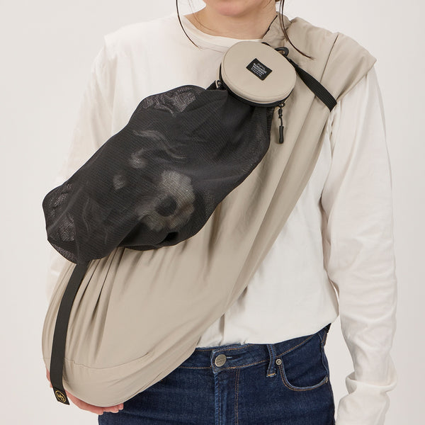 MANDARINE BROTHERS ( マンダリンブラザーズ ) MESH COVER | スリング | メッシュ | カバー | イヌ | 犬 | 猫 | ネコ | 移動 | 目隠しカバー | コンパクト | お散歩 | お出かけ | まんだりんぶらざーず