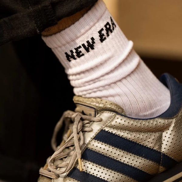 NEW ERA ( ニューエラ ) ソックス クルー 3ペア | 靴下 | 3足 | セット | 通勤 | 通学 | 毎日 | シンプル | ホワイト | ライン | 使いやすい | サイズ豊富 | アウトドア | キャンプ | レジャー | ネイビー | ブラック