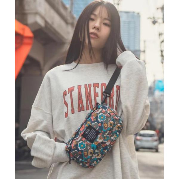 KiU ( キウ ) 300D フロントポケットミニショルダーバッグ K156