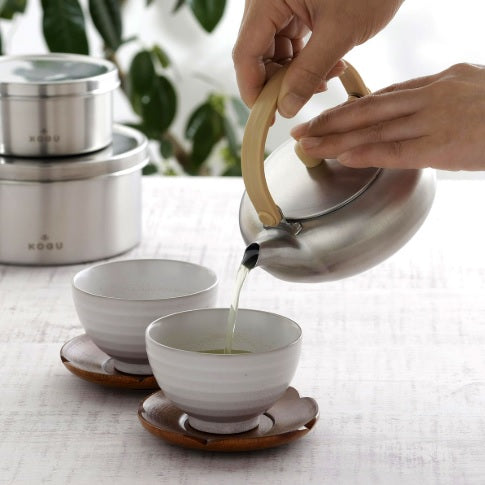 HIGHMOUNT ( ハイマウント ) 茶考具 平型急須 つる手 | 急須 | お茶 | ステンレス | 割れない | 410ml | シンプル | 1人用 | 2人用 | キッチン | 47120 | はいまうんと | 樹脂製