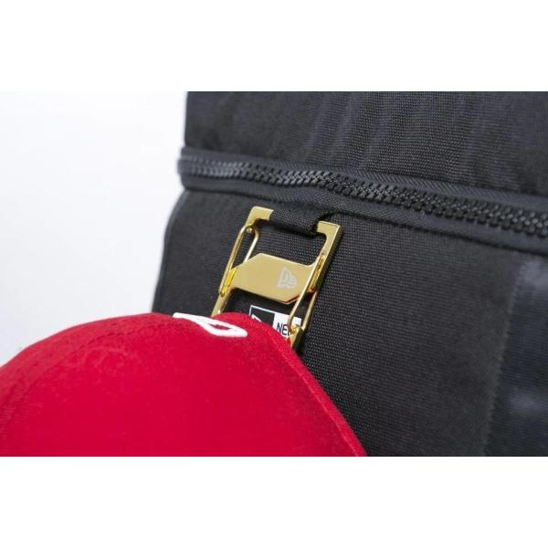 NEW ERA ( ニューエラ ) ボックスパック 32L プリントロゴ ブラック × ホワイト | バックパック | リュックサック | 通学 | 通勤 | 使いやすい | シンプル | 黒 | 靴収納 | PC収納 | 便利 | アウトドア | キャンプ | 14521362 | デイパック
