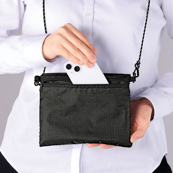 FIELDOG ( フィルドグ ) 2WAY サコッシュ & エコバック BLK | 1つ2役 | 行きは "サコッシュ" でお出かけ、帰りは "エコバッグ"