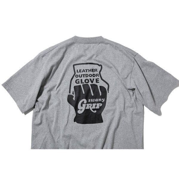 【 SALE 】GRIP SWANY ( グリップスワニー ) 【 GSMCT0010 】 GLOVE LOGO TEE | シャツ | 半袖シャツ | 半袖Tシャツ | Tシャツ | 夏服 | バックプリント | プリント | シンプル | ロゴ | ぐりっぷすわにー | トップス | アパレル
