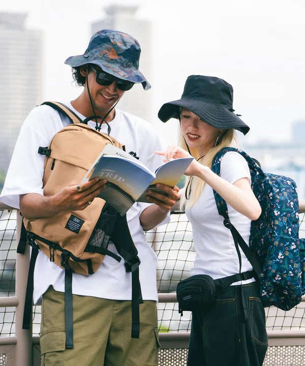 KiU ( キウ ) 600D バックパック K111 | リュック | リュックサック | バックパック | 旅行 | 通勤 | デイリー | 通学 | 大容量 | デイパック | アウトドア | キャンプ | 靴収納