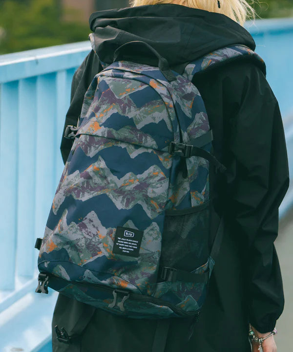 KiU ( キウ ) 600D バックパック K111 | リュック | リュックサック | バックパック | 旅行 | 通勤 | デイリー | 通学 | 大容量 | デイパック | アウトドア | キャンプ | 靴収納