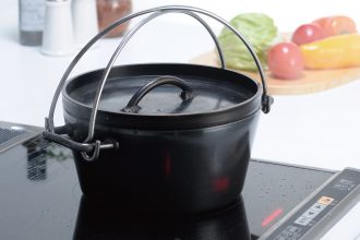 UNIFLAME ( ユニフレーム )  UFダッチオーブン 8インチ 10インチ