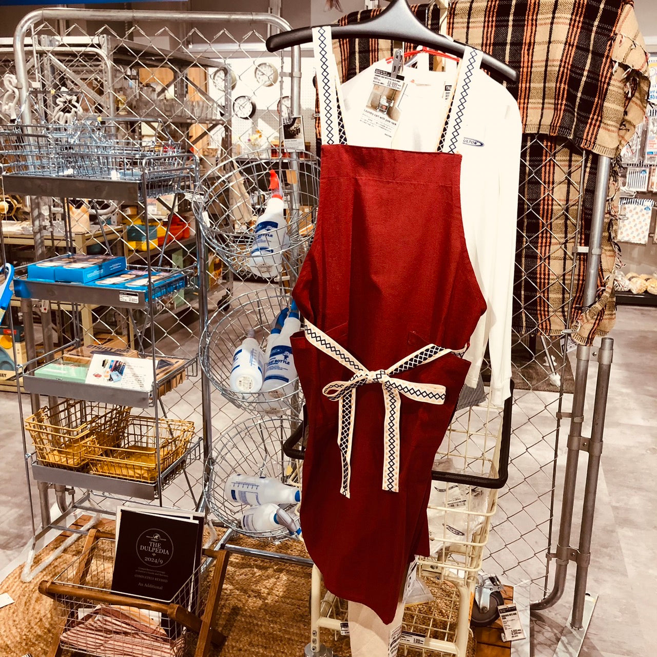 DULTON ( ダルトン ) APRON WITH RIBBON 他トップス | エプロン | まえ