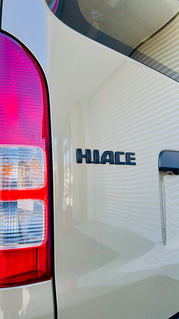 ハイエースDX専用 アームレスト センターコンソール