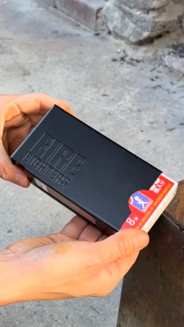 FIRELIGHTERS ( ファイヤーライターズ ) FIRELIGHTERS SLEEVE CASE matte black/ ファイヤーライターズ スリーブケース マットブラック 火起こし 焚き火 薪ストーブ キャンプ アウトドア | スウェーデン マッチ | Swedish Match