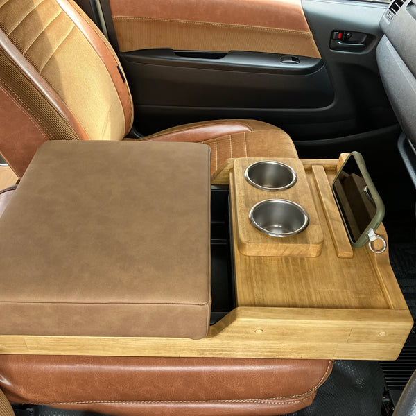 ハイエースDX専用 アームレスト センターコンソール