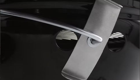 weber(ウェーバー)スモーキージョーR プレミアム チャコールグリル37cm / 温度計付