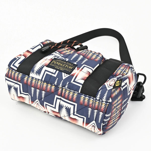 KiU ( キウ ) 【 PENDLETON® × KiU LMITIED ITEM 】 スクエアパデッドミニボストンバッグ K483 | バッグ | 小型バッグ | 小さめ | コラボ | ミニボストンバッグ | コンパクト | ころん | カジュアル | ハンドバッグ | ショルダーバッグ | きう