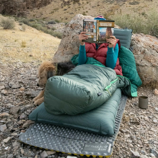 THERMAREST ( サーマレスト ) Ｚライトソル Ｒ | シルバー/レモン | キャンプ | アウトドア | コンパクト | 軽い | 登山 | キャンプ用品 | アウトドア用品 | 快適 | さーまれすと