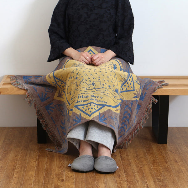 DETAIL ( ディテール ) OAX Throwket "Small " オアハカ スローケット | ブランケット | 100cm x 70cm | コンパクト | 車 | お出かけ | アウトドア | キャンプ | ソファ | 防寒 | オフィス | スポーツ観戦