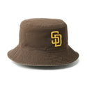 NEW ERA ( ニューエラ ) バケット01 リバーシブル MLB Bucket Hat サンディエゴ・パドレス アッシュブラウン/ウォルナット | 帽子 | バケットハット | バケハ | 可愛い | オシャレ | 日よけ | ロゴ | コットン | カジュアル | 14744769 | にゅーえら | リバーシブル