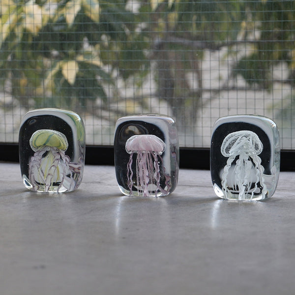 DETAIL ( ディテール ) Jellyfish Twisted Leg | ジェリーフィッシュ ツイストレッグ | クラゲ | 癒し | インテリア | ガラス | オブジェ | 蓄光 | ハンドメイド | でぃてーる | H0138