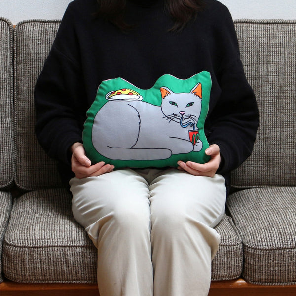 DETAIL ( ディテール ) The Enjoy C&D Club Cushion エンジョイ C&D クラブ クッション | 猫イラストクッション | ネコ | クッション | インテリア | ソファ | マイクロファイバー | プレゼント | 3666CGRN | 3666CBLU