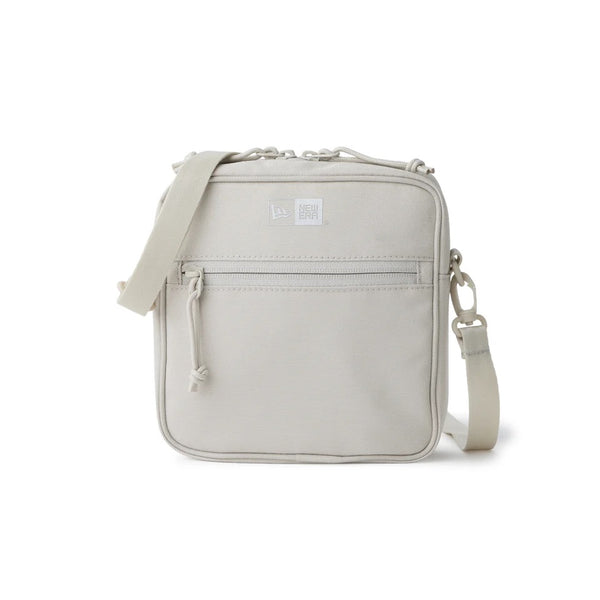 NEW ERA ( ニューエラ ) スクエア ショルダーポーチ 1.5L | ショルダーバッグ | シンプル | お出かけ | アウトドア | ミニバッグ | 小さめ | ボディバッグ | 四角い | ポリエステル | ユニセックス | にゅーえら