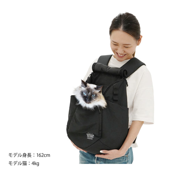 MNADARINE BROTHERS ( マンダリンブラザーズ ) WINSTON HUG BAG | キャリーバッグ | 犬 | ネコ | 猫 | お出かけ | 旅行 | 移動 | 2way | メッシュ | 抱っこ | 腰当 | まんだりんぶらざーず