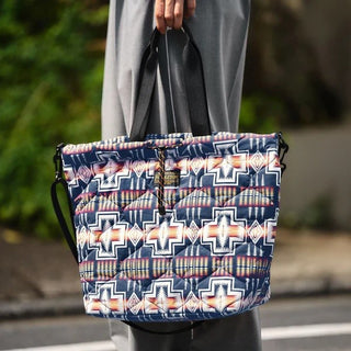 KiU ( キウ ) 【 PENDLETON® × KiU LMITIED ITEM 】 パデッドドロストトートバッグ | K482 | バッグ | トートバッグ | オシャレ | ペンドルトン | 肩掛け | 2way | 巾着 | シンプル | 撥水 | キルティング