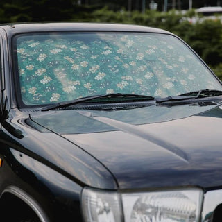 KiU ( キウ ) カーサンシェード | 防水 | 撥水 | 車用サンシェード | 車 | フロント | 自動車用 | カー用品 | 車用品 | 折りたたみ | コンパクト | 日除け | 日よけ | UVカット | 紫外線対策 | 遮光 | 断熱 | 柄 | おしゃれ | K539