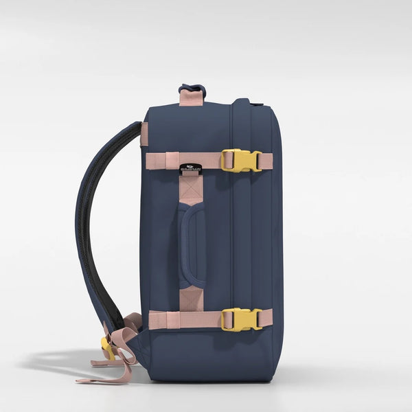 CABINZERO ( キャビンゼロ ) Classic クラシック | 36L | 機内 | 持ち込み | アウトドア | キャンプ | デイパック | 旅行 | 5泊 | バックパック | シンプル | ゆとり | CZ-171201 | CZ-171203 | CZ-171205 | CZ-171309 | CZ-172509