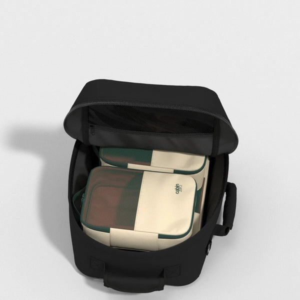 CABINZERO ( キャビンゼロ ) Classic 28L | クラシック | 機内 | 持ち込み | リュック | バックパック | デイパック | 旅行 | アウトドア | レジャー | シンプル | キャンプ | 軽量 | 軽い | CZ-082510 | CZ-081201