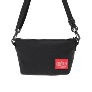 Manhattan Portage ( マンハッタンポーテージ ) Zuccotti Clutch 鞄 | かばん | バッグ | ショルダーバッグ | 420Dナイロン | 耐久 | 撥水 | 500ml | MP6020 | ブラック | 黒色 | お出かけ