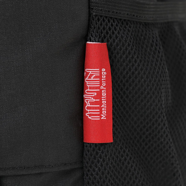 Manhattan Portage ( マンハッタンポーテージ ) Edge Packer Action Bag バックパック | リュックサック | リュック | 旅行 | アウトドア | キャンプ | 通勤 | 通学 | 黒色 | ブラック | MP2284CDRSP