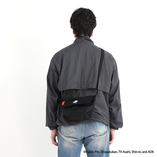 Manhattan Portage ( マンハッタンポーテージ ) MESSENGER BAG ( XXS ) FLAP ZIPPER POCKET DORAEMON 25 | ドラえもん | バッグ | ショルダーバッグ | メッセンジャーバッグ | ブラック | MP1603FZPDORA25