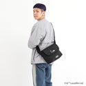Manhattan Portage ( マンハッタンポーテージ ) NYLON MESSENGER BAG JR ( SM ) BACK POCKET W/ DIVIDER MAGNET 2025 | STAR WARS | スターウォーズ | コラボ | 数量限定 | バッグ | ショルダーバッグ | メッセンジャーバッグ | まんはったんぽーてーじ