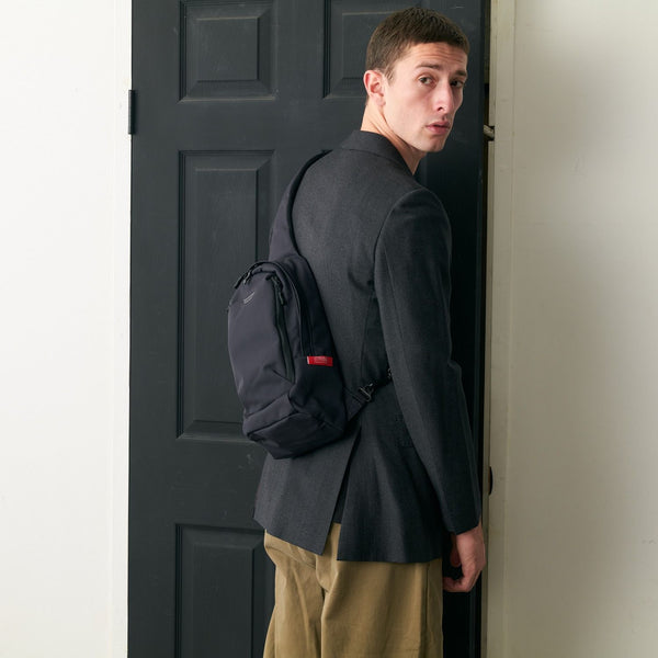 Manhattan Portage ( マンハッタンポーテージ ) NEUES LITTLE ITALY CROSSBODY BAG TUSSAH PVC | バッグ | マット | 防水 | ナイロン | ビジネス | 仕事 | カジュアル | お出かけ | ショルダーバッグ | ボディバッグ | MP1927TSP