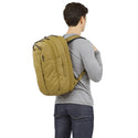 THULE ( スーリー ) Aion 28L Travel Backpack アイオン 28L トラベルバックパック リュック バックパック デイパック ビジネスバッグ 通勤 通学 出張 旅行 機内持ち込み PC収納 17インチ 拡張 32L 撥水 軽量