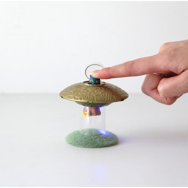 DETAIL ( ディテール ) Toy ＆ Book " UFO Cat Invasion " トイ＆ブック ” UFOキャットインベーション " | 猫とUFOがモチーフのトイ | インテリア | 置物 | 可愛い | プレゼント | ギフト | ネズミ | 猫 | 3740BUI | でぃてーる