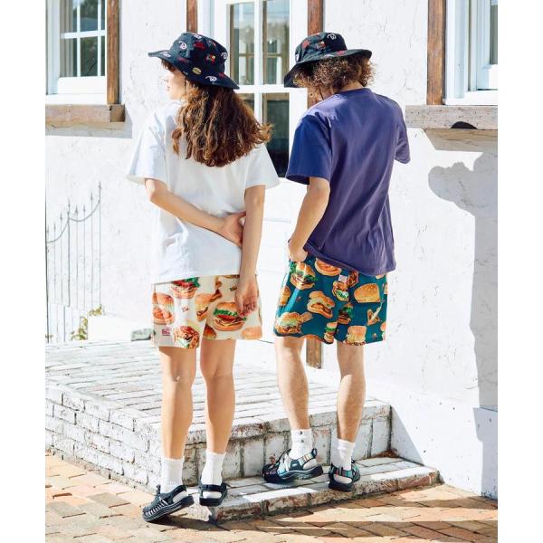 go slow caravan ( ゴースローキャラバン ) 【 DOMDOM×GSC 】 びたびたバターフィッシュ猫TEE MENS | メンズ | トップス | ドムドムハンバーガー | コラボ | シャツ | Tシャツ | ホワイト | 341962 | カジュアル | 夏服