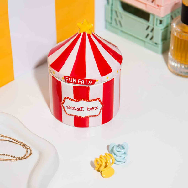 DETAIL ( ディテール ) Fun Fair Storage Box DOIY ファンフェア ストレージ ボックス | サーカステントモチーフ | 収納 | ボックス | ポップ | 可愛い | プレゼント | ギフト | H0160 | アクセサリー入れ | ストライプ | でぃてーる | 陶器