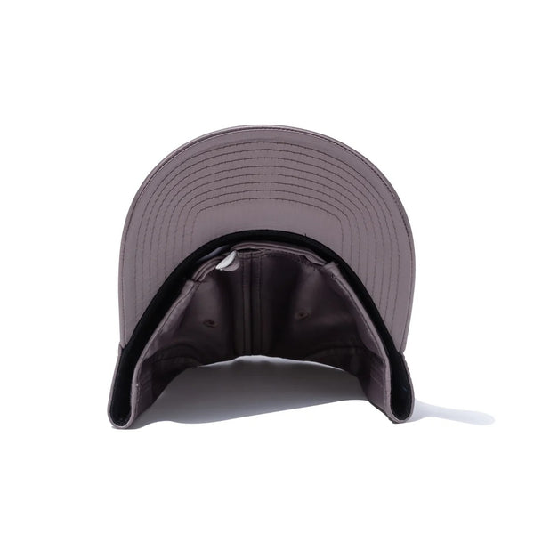 NEW ERA ( ニューエラ ) 9TWENTY Valentine's Day サテン ニューエラロゴ アッシュグレー | 帽子 | キャップ | オシャレ | 14908291 | サイズ調整 | アウトドア | レジャー | キャンプ | にゅーえら