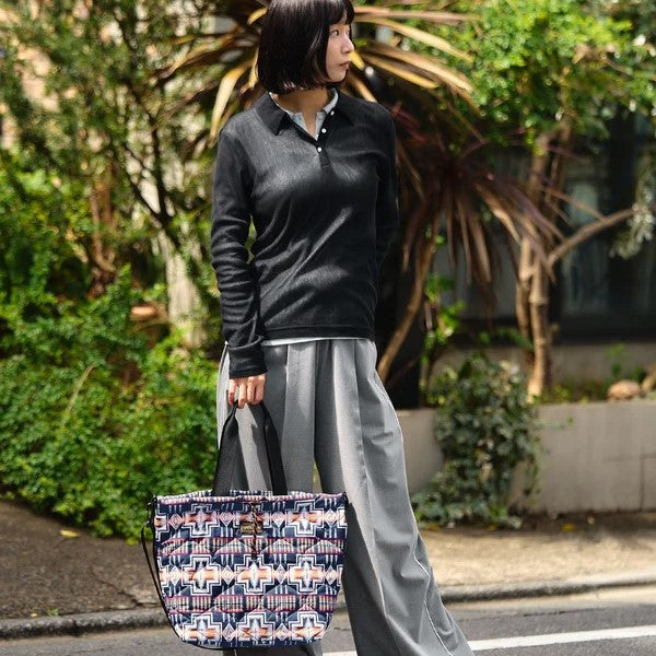 KiU ( キウ ) 【 PENDLETON® × KiU LMITIED ITEM 】 パデッドドロストトートバッグ | K482 | バッグ | トートバッグ | オシャレ | ペンドルトン | 肩掛け | 2way | 巾着 | シンプル | 撥水 | キルティング