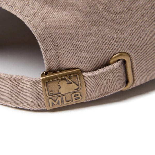 NEW ERA ( ニューエラ ) 9TWENTY MLB バッターマンロゴ メタルバックル サンディエゴ・パドレス アッシュブラウン | 帽子 | キャップ | 日よけ | 14668021 | アウトドア | キャンプ | レジャー | お出かけ | ユニセックス | 綿 | サイズ調整 | にゅーえら