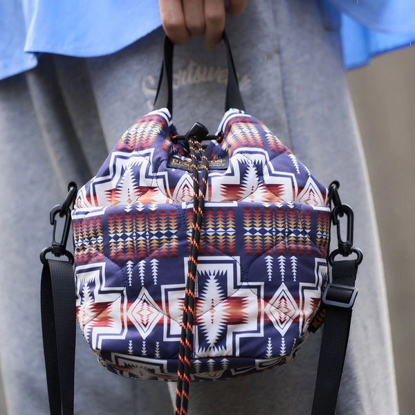KiU ( キウ ) 【 PENDLETON® × KiU LMITIED ITEM 】 パデッドポケッタフルミニバッグ | K481 | バッグ | ショルダーバッグ | 小さめ | カバン | 秋冬 | オススメ | 丸い | 可愛い | お出かけ
