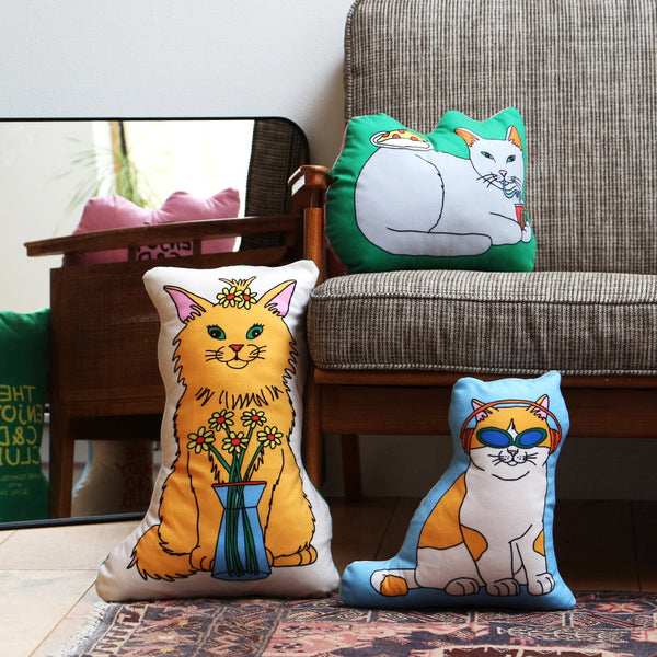 DETAIL ( ディテール ) The Enjoy C&D Club Cushion エンジョイ C&D クラブ クッション | 猫イラストクッション | ネコ | クッション | インテリア | ソファ | マイクロファイバー | プレゼント | 3666CGRN | 3666CBLU