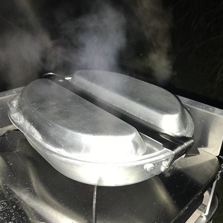 NORTH EAGLE ( ノースイーグル ) 丸型飯チン | ソロキャンプ | ソロクッカー | クッカー | 炊飯 | 料理 | 調理 | アルマイト加工 | 軽量 | 災害 | 防災 | アルミ | 食器 | 1合 | シンプル | NE1496