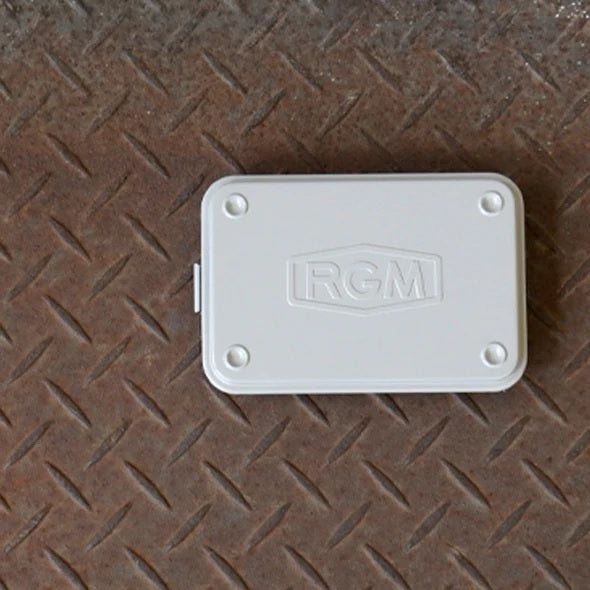 【 SALE 】RGM ( ルースターギアマーケット ) RGM STEEL TOOL BOX SAND | ハードボックス | 収納ボックス | 釣り | スタッキング | シンプル | 釣り具入れ | かっこいい | ロゴ | 160001071000