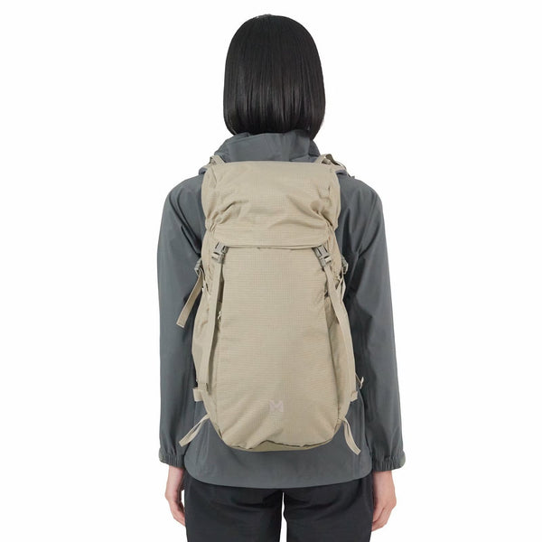MILLET ( ミレー ) 【 ウィメンズ 】 スイウ 27 | バックパック | リュックサック | 軽い | 軽量 | 登山 | 雨蓋付き | ハイキング | バッグ | 撥水 | PC収納 | 使いやすい | 大きめ | MIS01337 | みれー