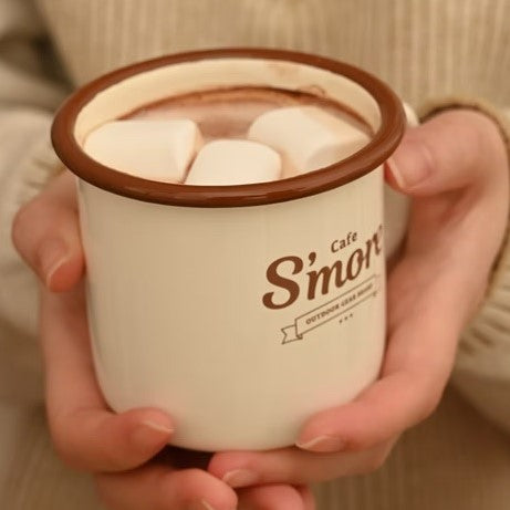 S`more ( スモア ) café s'more mug | マグカップ | マグ | コップ | ホーロー | レトロ | 可愛い | アウトドア | キャンプ | プレゼント | シンプル | ロゴ | 耐久性 | 熱伝導 | すもあ