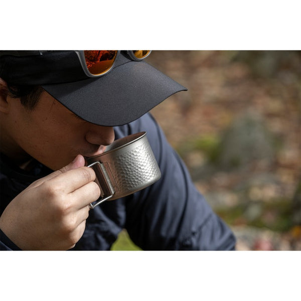 EVERNEW ( エバニュー ) Dekoboco Ti cup | チタン | カップ | コップ | アウトドア | キャンプ | 登山 | 軽い | 軽量 | 持ち運び | ソロキャンプ | シンプル | かっこいい | ECAR733 | えばにゅー