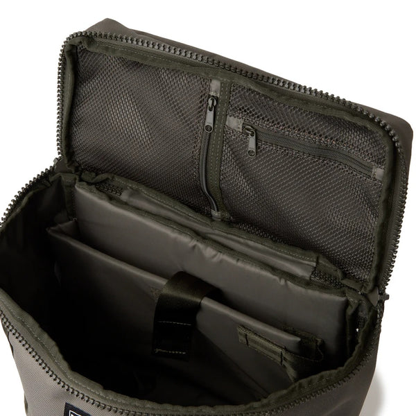 NEW ERA ( ニューエラ ) ボックスパック 32L 150D | 26ss | リュック | リュックサック | バックパック | 通勤 | 通学 | 靴収納 | シューズ入れ | 大型リュック | サイドポケット | 旅行 | ユニセックス | 14750934 | 14750941 | にゅーえら | 正規品