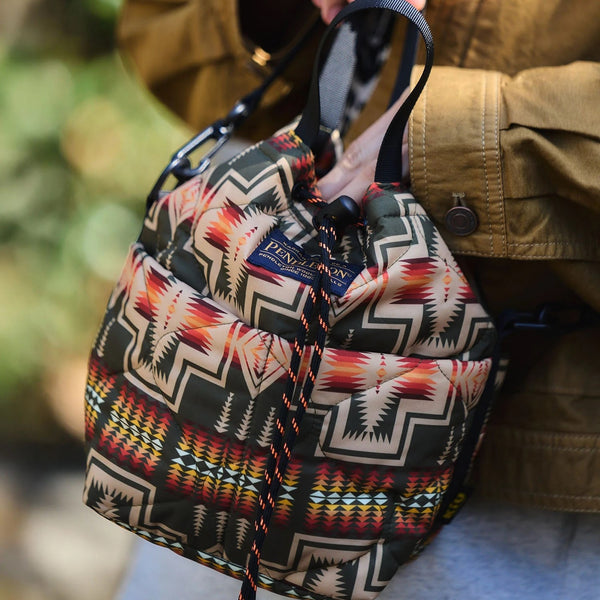 KiU ( キウ ) 【 PENDLETON® × KiU LMITIED ITEM 】 パデッドポケッタフルミニバッグ | K481 | バッグ | ショルダーバッグ | 小さめ | カバン | 秋冬 | オススメ | 丸い | 可愛い | お出かけ
