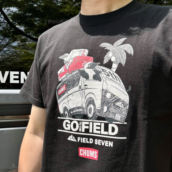 CHUMS × FIELD SEVEN 5th Anniversary Tシャツ | ホワイト | ブラック | 白色 | 黒色 | 半袖 | 半袖シャツ | コラボ | チャムス | ちゃむす | フィールドセブン | 夏服 | アパレル | 吸水 | 通気性 | 綿100% | 快適